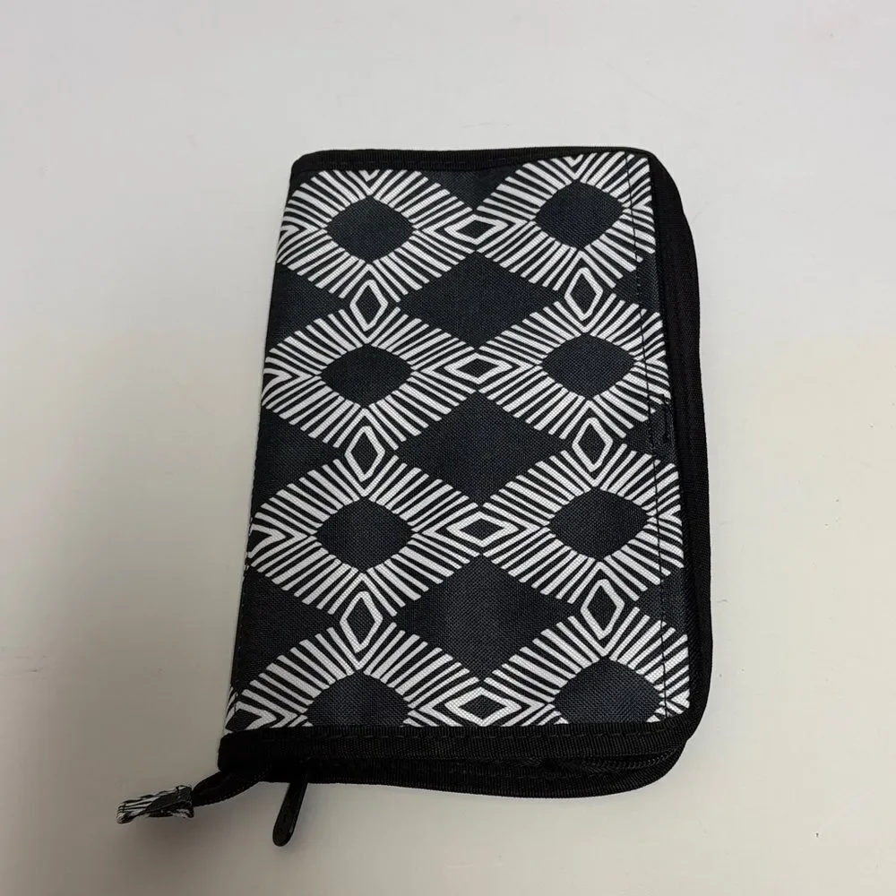 NWT Thirty-One Black and White Makeup Bag